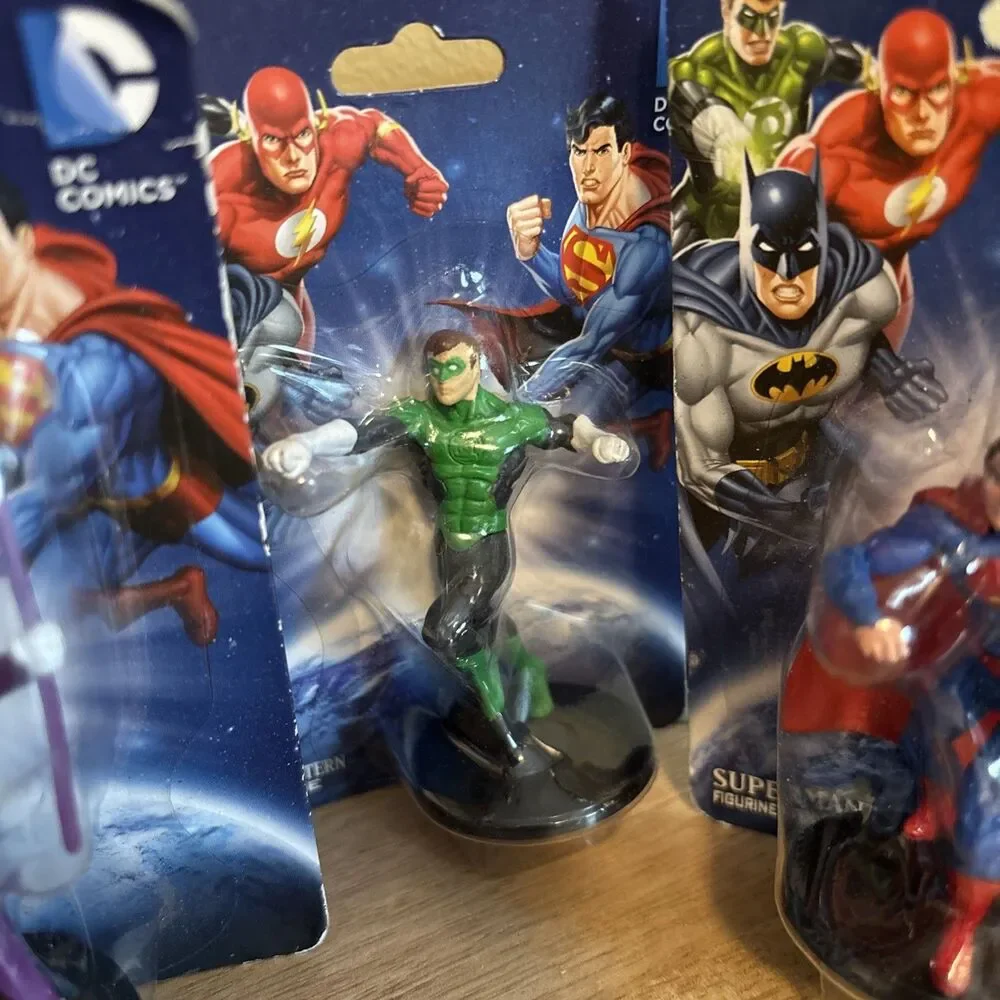 4 DC Comics Superman-Batman-Joker-Green lantern 2.5